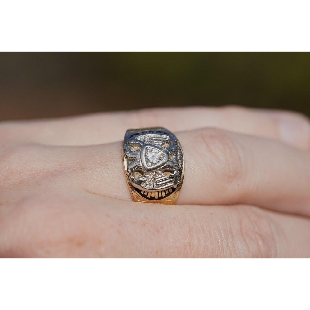 Vintage 10k Solid Gold Men's 32nd Degree Mason High Quality Natural Diamond Ring - Picture 7 of 9